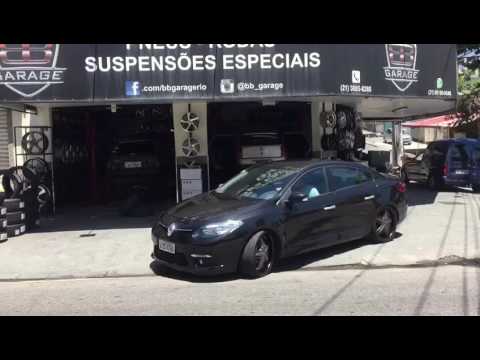 Renault Fluence rebaixado com rodas aro 20 ao vivo na BB Garage