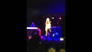 Melanie Fiona It Kills Me Performance Pace University