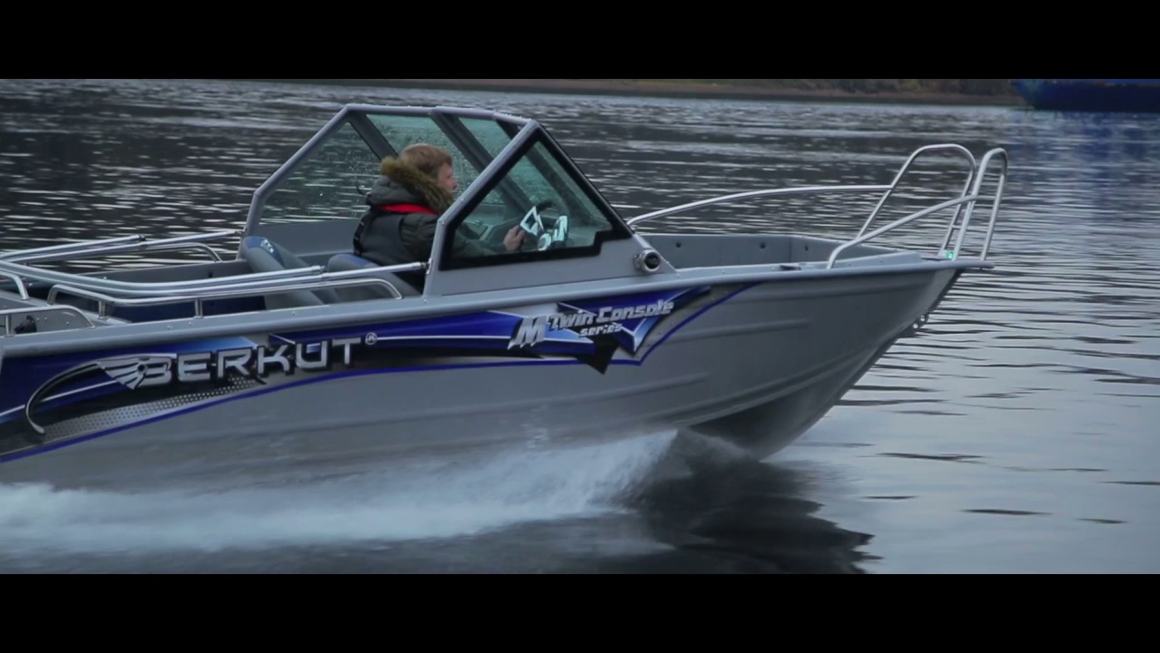 Моторная лодка M-DC + Yamaha 70