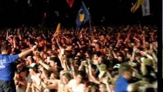 Blur at glastonbury Theres no other way (3)