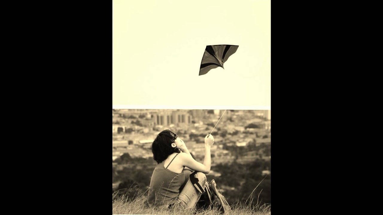 A Kite Is A Victim ~Leonard Cohen - YouTube