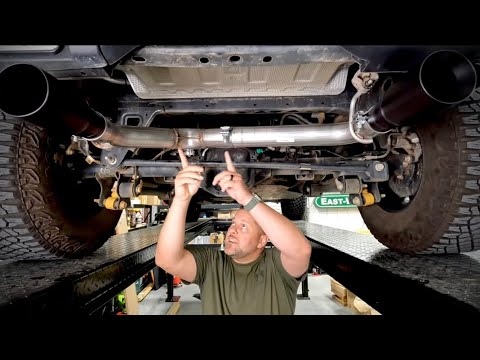 The Corsa Bronco Exhaust actually sounds DEEEEP!