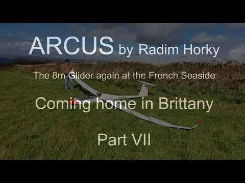 Arcus 8m - Second flight at the seaside in Brittany