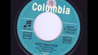Die Crazy Girls -  Hully Gully Hop (The Martian Hop)
