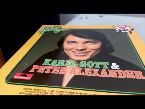 Christopher Plummer & Julie Andrews + Karel Gott sings Edelweiss