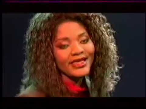 MONIQUE SEKA - 900 KG D'AMOUR (OFFICIAL VIDEO)