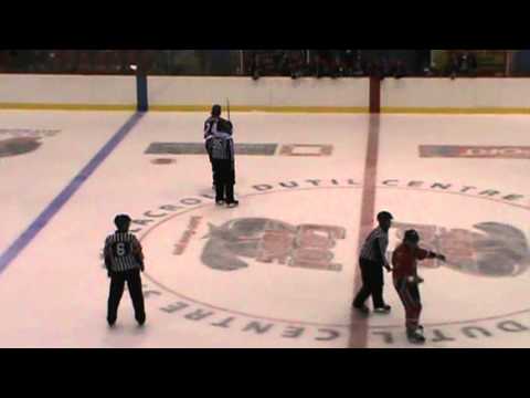 # 24 Chris Cloutier (Cornwall) refuse le combat avec # 91 Hubert Poulin (St-Georges) 25-10-2013