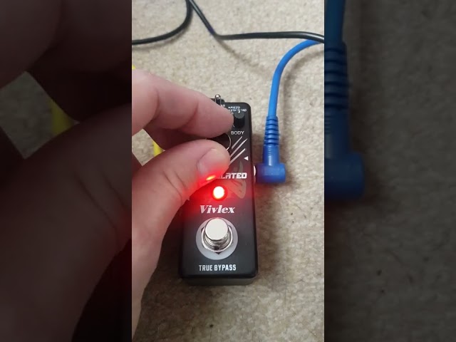 Vídeo relacionado con Vivlex - Pedal de efectos de escena AC Simulación de simulador de guitarra acústica para guitarra eléctrica True Bypass, (LEF-320)