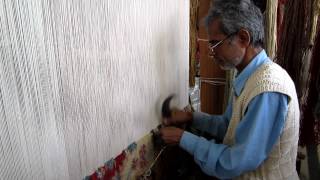 How To Make An Oriental Carpet. Part 5. Weaving The Rug