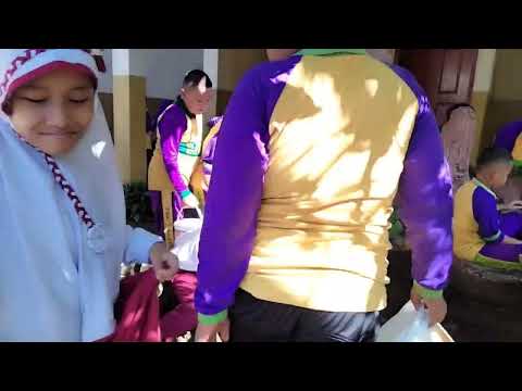 Thumbnail video AKSI LINGKUNGAN MEMBERSIHKAN KOLAM