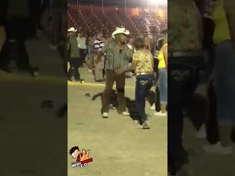 Un pinche cumbion bien loco