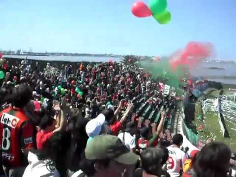 "Recibimiento de La banda del camión vs los cangrejos GALLINAS" Barra: La Banda del Camion &bull; Club: Rampla Juniors