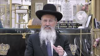 הגאון הרב אברהם יוסף שליט"א האם נשים חייבות בסעודה שלישית סימן רצא סעיף ו (הרב אברהם יוסף) - התמונה מוצגת ישירות מתוך אתר האינטרנט יוטיוב. זכויות היוצרים בתמונה שייכות ליוצרה. קישור קרדיט למקור התוכן נמצא בתוך דף הסרטון