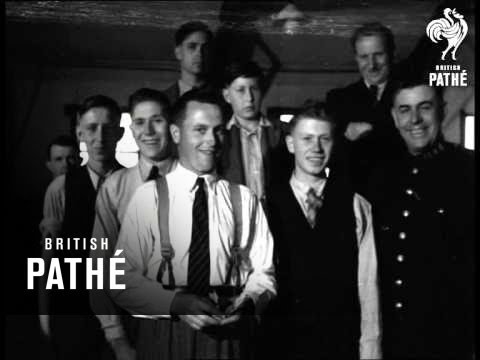 Tommy Handley Opens Boys Club (1946)