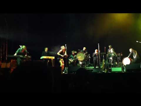 PJ HARVEY - Working for the Man (Wien, Harvest of Art, 2016.07.08)