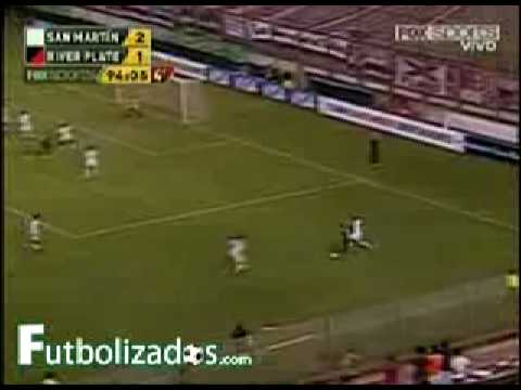 Universidad San Martin vs River Plate↓ **2 a 1**(2009)