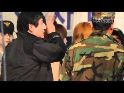 [Fancam] 111014 Soyeon T-ara - backstage [1]