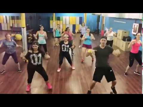 Agachaita. Los 2 notas. Zumba