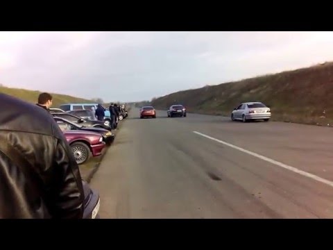 Audi A8 W12 vs Audi S6 Drag