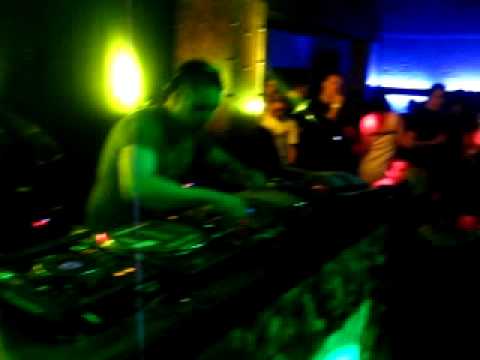 JULIEN CREANCE @ LE SCOOP 26/04/09 part2