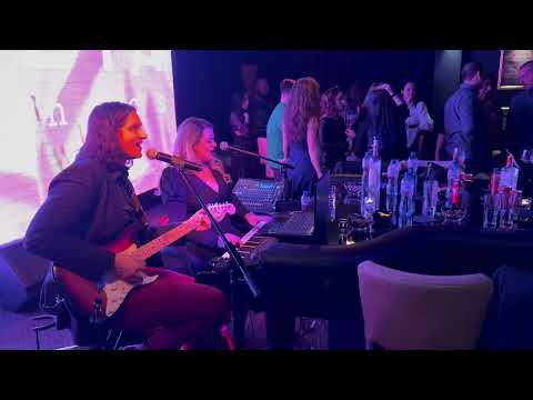 Duo Raise - I Was Made For Lovin' You