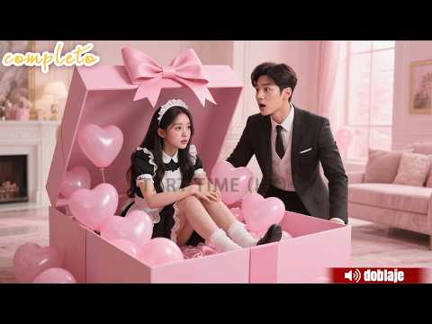 Fue confundida como regalo y entregada al CEO,¡nunca imaginó que se enamoró de ella a primera vista!