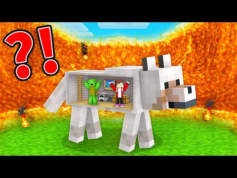 LAVA TSUNAMI vs. Mikey and JJ Doomsday Bunker in DOG - Minecraft Maizen