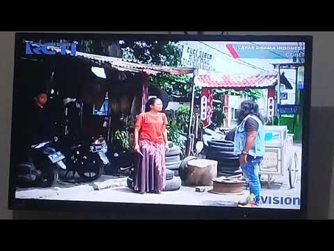 Istri bowo baru jualan telor gulung