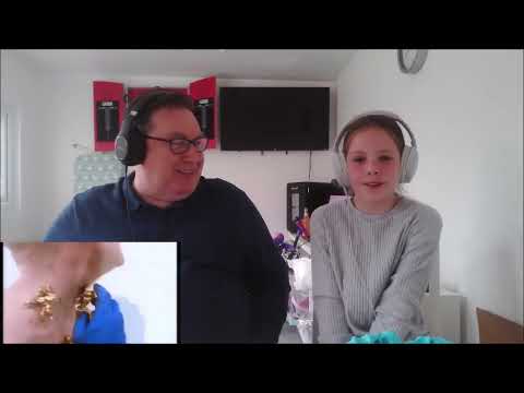 Lilly's First Time Hearing 'Blue Savannah' by Erasure