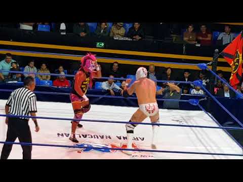 LUCHA A RAS DE LONA, TRAUMA I MANO A MANO CONTRA EL HIJO DEL MÉDICO ASESINO