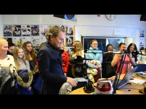 Tomas Ledin överraskar i direktsändning!