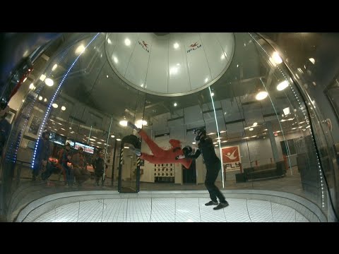Indoor skydiving: beginning barrel rolls (Nell 017)