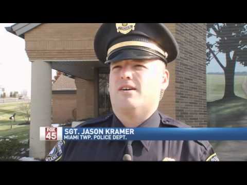 Driver with Head Injury Chases, Catches Suspec