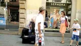 Waltz in D flat major 'Minute Waltz' (No.1) by an accordion street musician