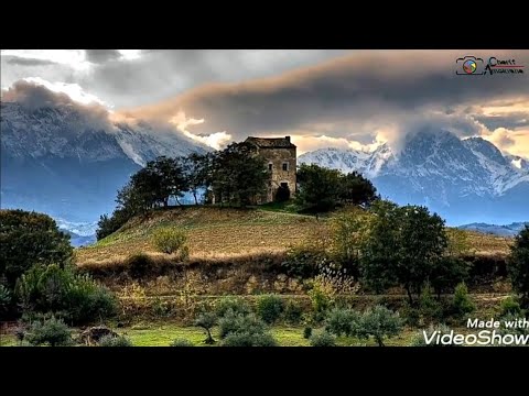 La kabylie ⴻⵇⴱⴰⵢⴻⵍ  Algeria. /  berber music (IDIR)