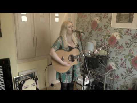 Jess Kershaw - Everything But The Girl- Missing- (Live Cover)