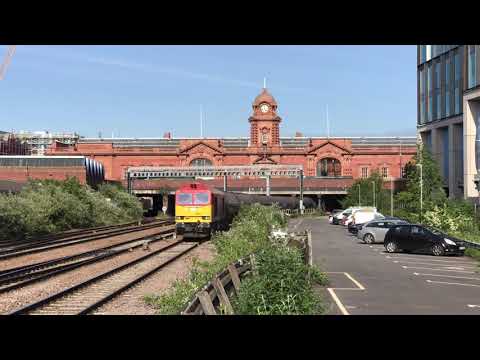 DB Class 60 60039 ‘Dove Holes’ leads through Nottingham 20/05/2020