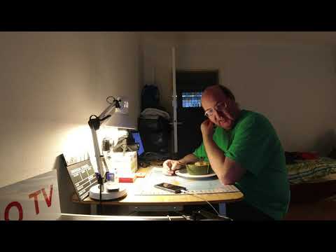 MongoTV_3937 - Min Aftensmad - Oksebouillonsuppe Med KØDBOLLER - NUDLER - Løg - Gulerødder