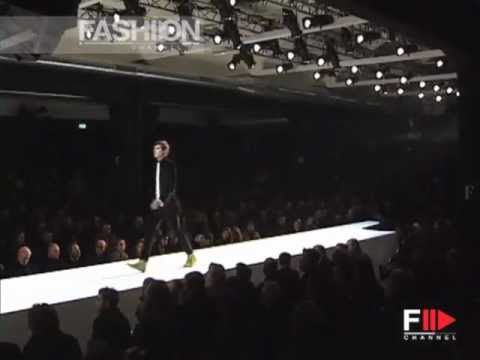 "Moschino" Autumn Winter 2003 2004 Milan 3 of 3 Menswear by FashionChannel