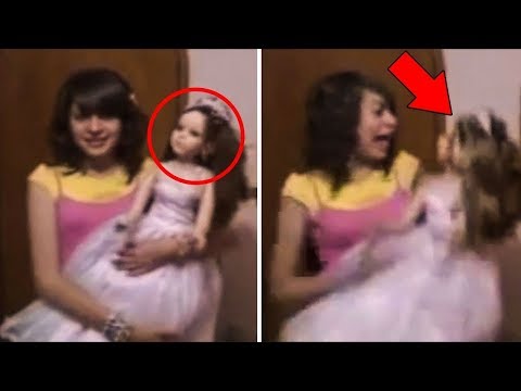 कैमरे के सामने गुड़िया में घुसी आत्मा || Haunted Dolls Caught On Tape