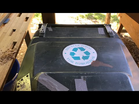 image-Can you recycle plastic bags in the recycling bin?Can you recycle plastic bags in the recycling bin?