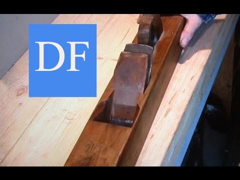 Woodworking for Beginners - Using the wooden Jointer plane