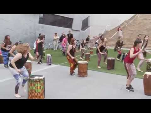 Dundun dance flash mob - Melbourne Djembe