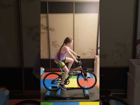 Вероника Nika820. Домашняя тренировка. Ускорения на велостанке
