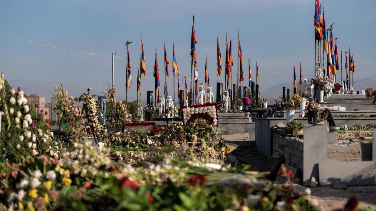 #Ուղիղ. Շուշիի ազատագրման օրը՝ «Եռաբլուրում»