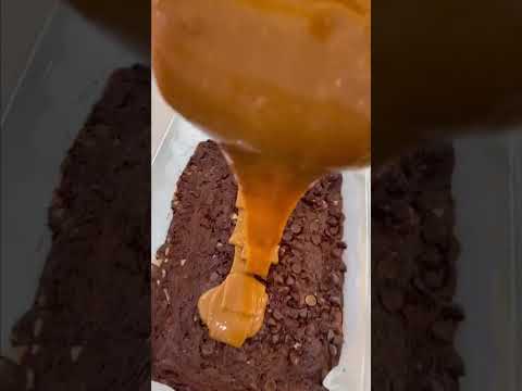 caramel brownies. Recipe https://madeitateitlovedit.com/turtle-chocolate-and-caramel-bars/