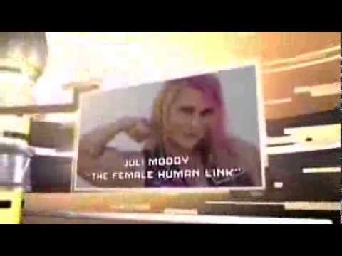 Juli Moody The Strongest Female Arms  STOPPING 4 ROARING HARLEY’S “The Female Human Link”