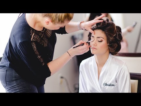 How to Photograph a Wedding Bride Getting Ready: Breathe Your Passion with Vanessa Joy