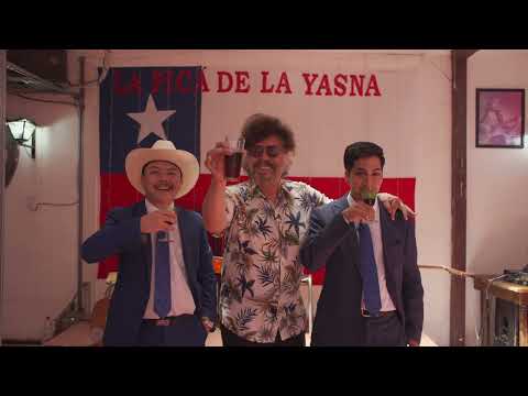 LaVitrola.cl: Saludo Año Nuevo 2023 - AdrianoCastillo junto a Dúo Constanzo-Molina