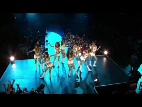 SNSD -GIRL GENERATION 100904 SM Town Concert In Los Angeles